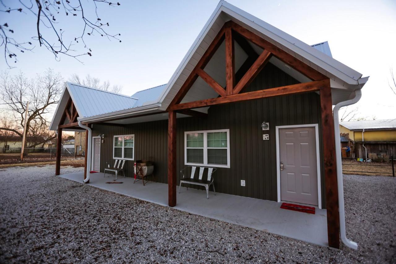 Knotty Squirrel Cabins Mountain View Exterior photo